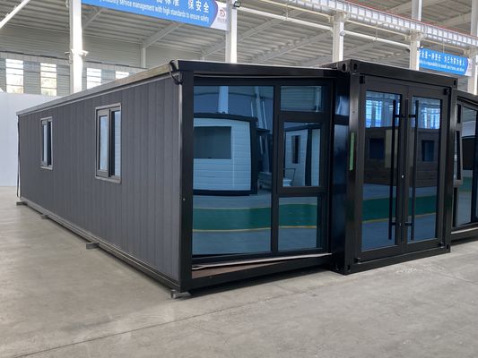 kupować Dom z podwójnym skrzydłem z balkonem i stalową konstrukcją. online manufacture