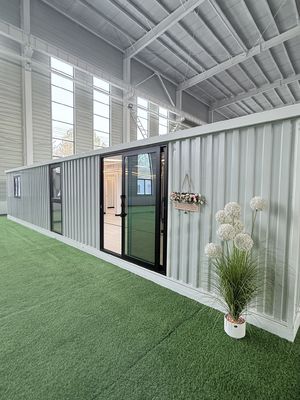 Bull 30*30 Flat Lamp Lighting 40ft Expandable Container Home T65mm EPS Kolorowa tablica stalowa i grubość podłogi 18mm